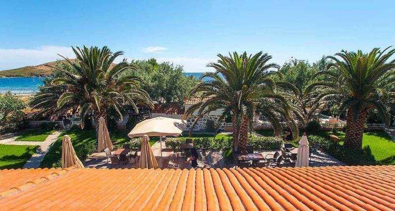 Platy Beach Hotel Bagian luar foto